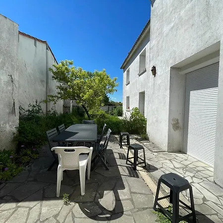 Maison Dans Un Cadre Paisible Ferienhaus Saint-Jean-dʼAngély